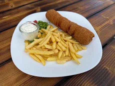 Karađorđeva šnicla sa pomfritom