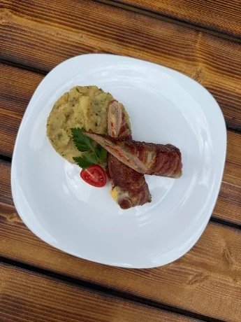 Punjeni svinjski file sa restanim krompirom
